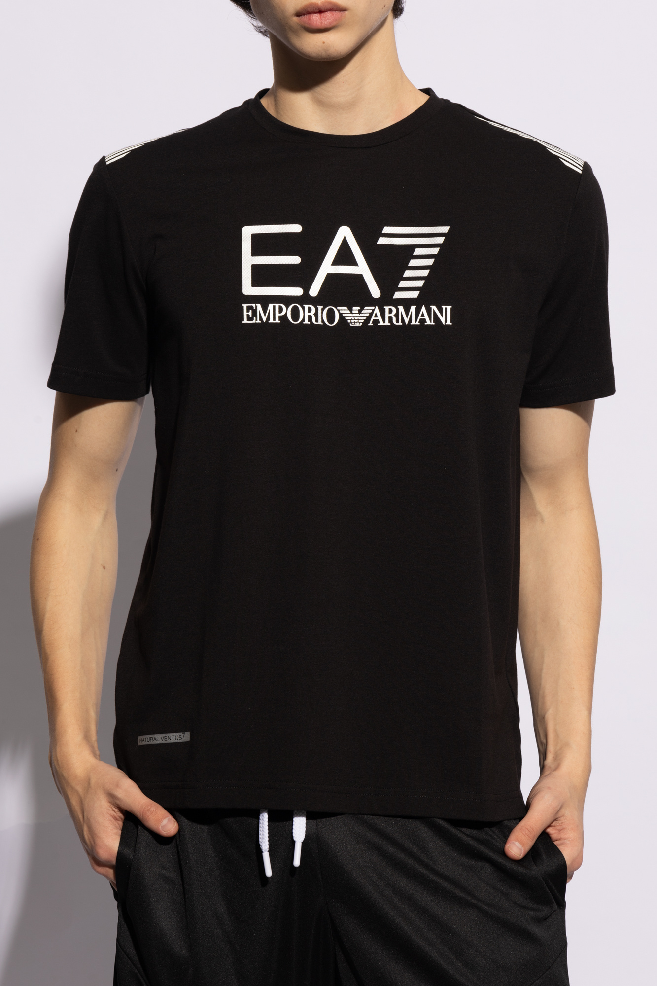 EA7 Emporio Armani T shirt with logo Men s Clothing Vitkac